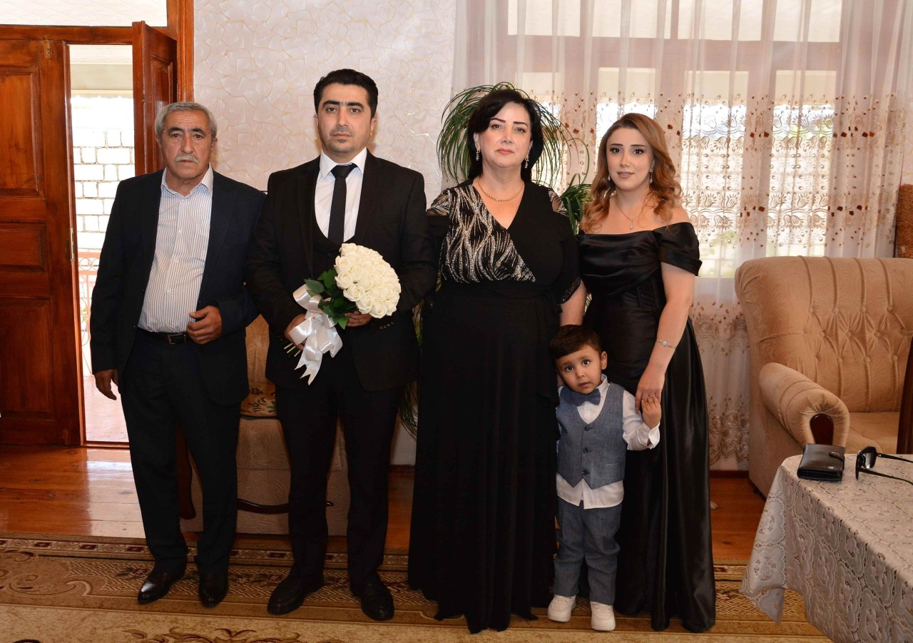 İcra başçısı qazinin toyunda iştirak etdi - FOTOLAR